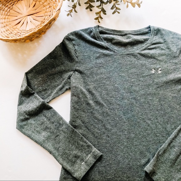 Under Armour Tops - Under Armour | Gray Long-sleeve Activewear Top